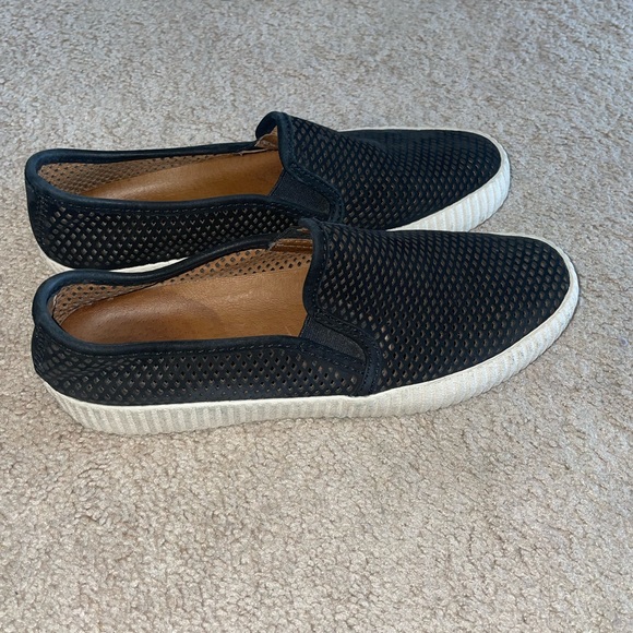 Frye Suede Slip on shoes - Picture 2 of 7